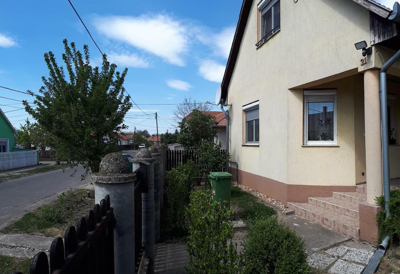 Dyta1 Apartman Apartment Hajduszoboszlo Exterior photo